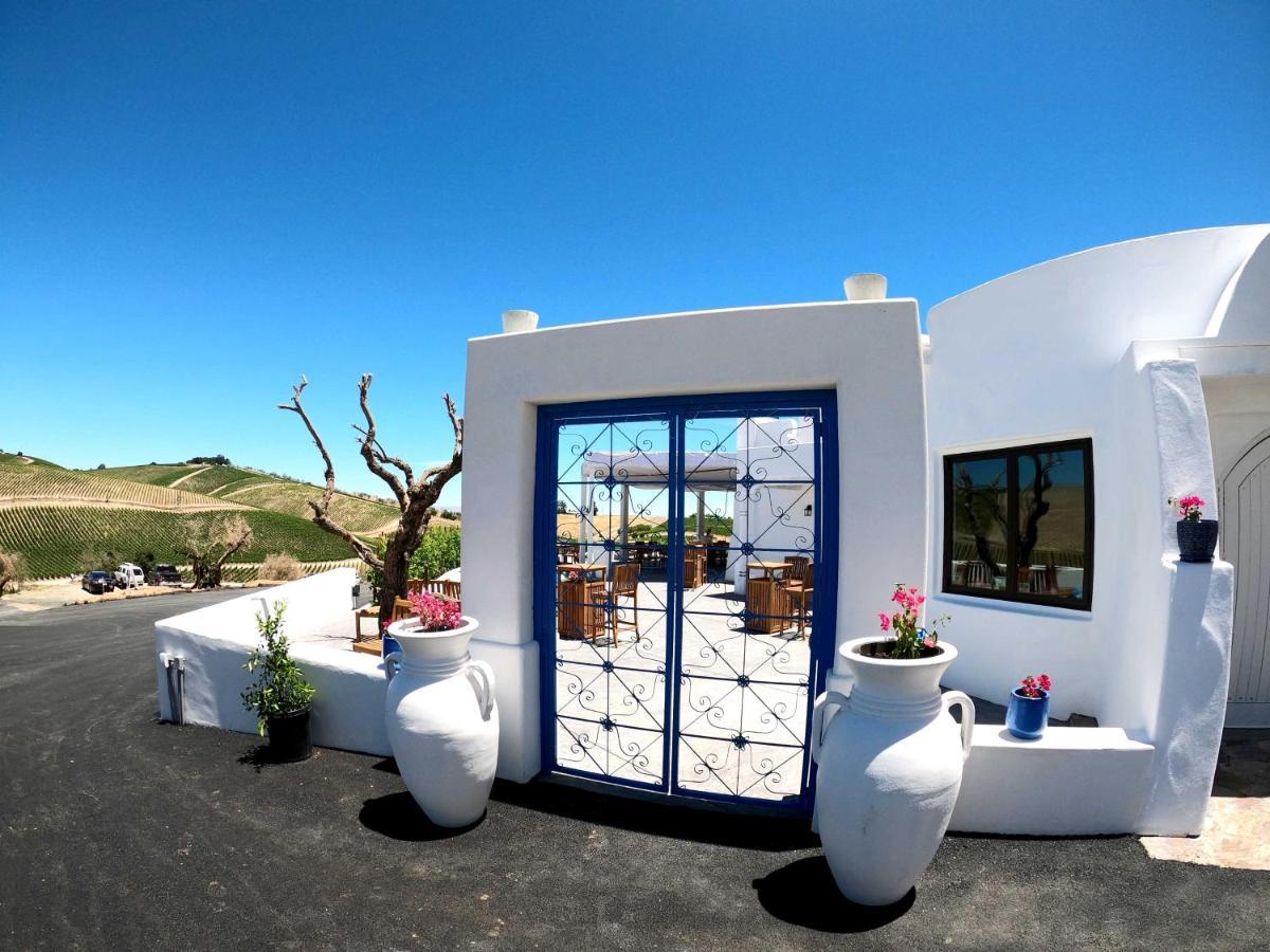 Sirena Vineyard Resort Пасо Роблес Екстериор снимка